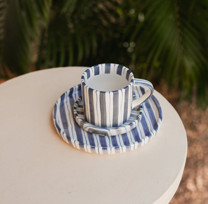 Handcrafted Ceramic Dinnerware Set with Organic Shapes for Elegant Dining 6