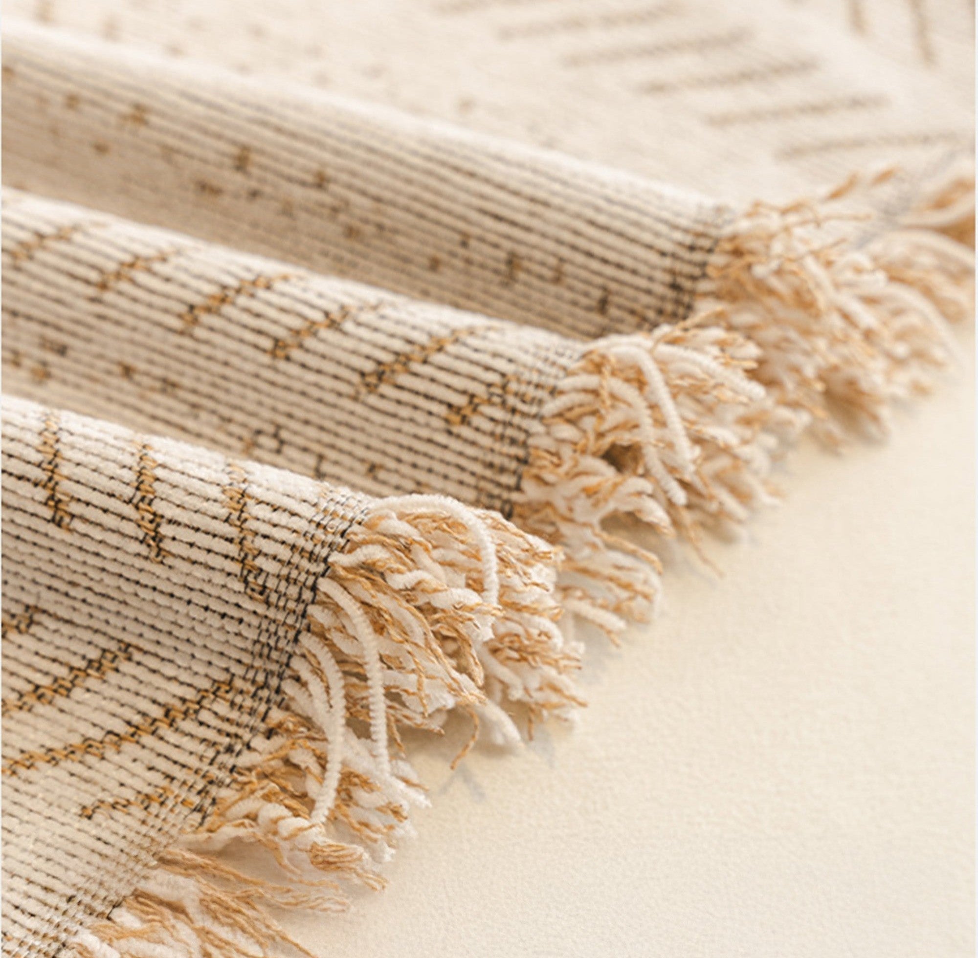 SnuggleTextile Washable Scratch-Resistant Sofa Cover 3