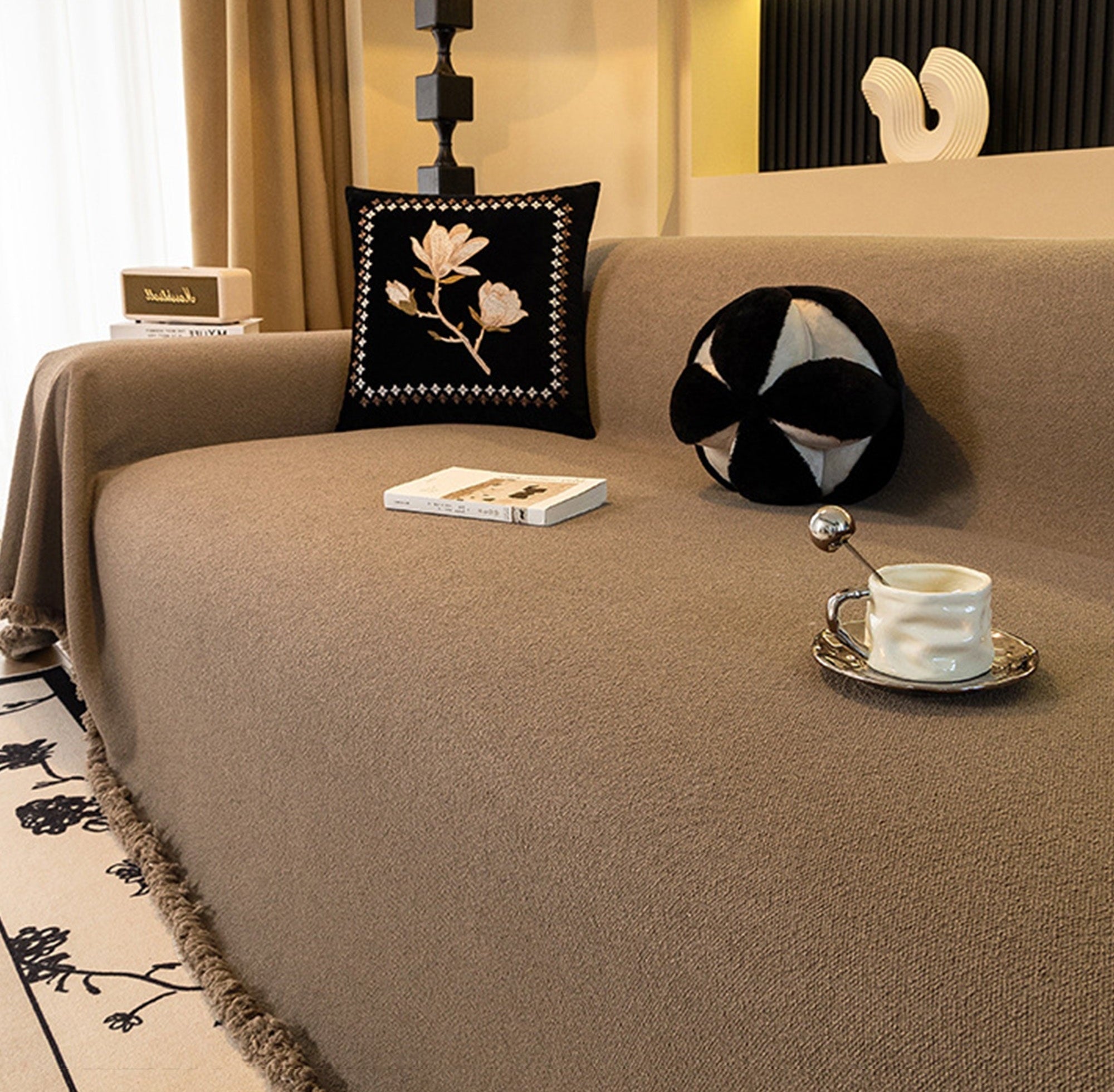 TeddyGuard Ultra-Resistant Waterproof Sofa Cover 2