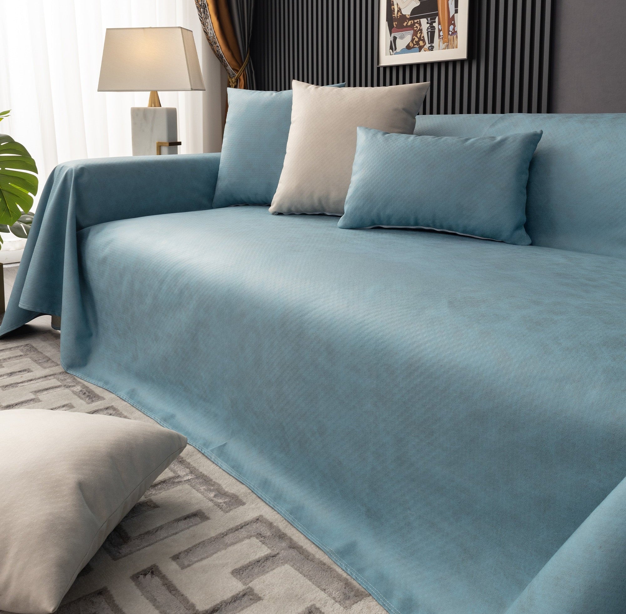 Waterproof, scratch-resistant, and non-slip sofa cover for pet owners 12