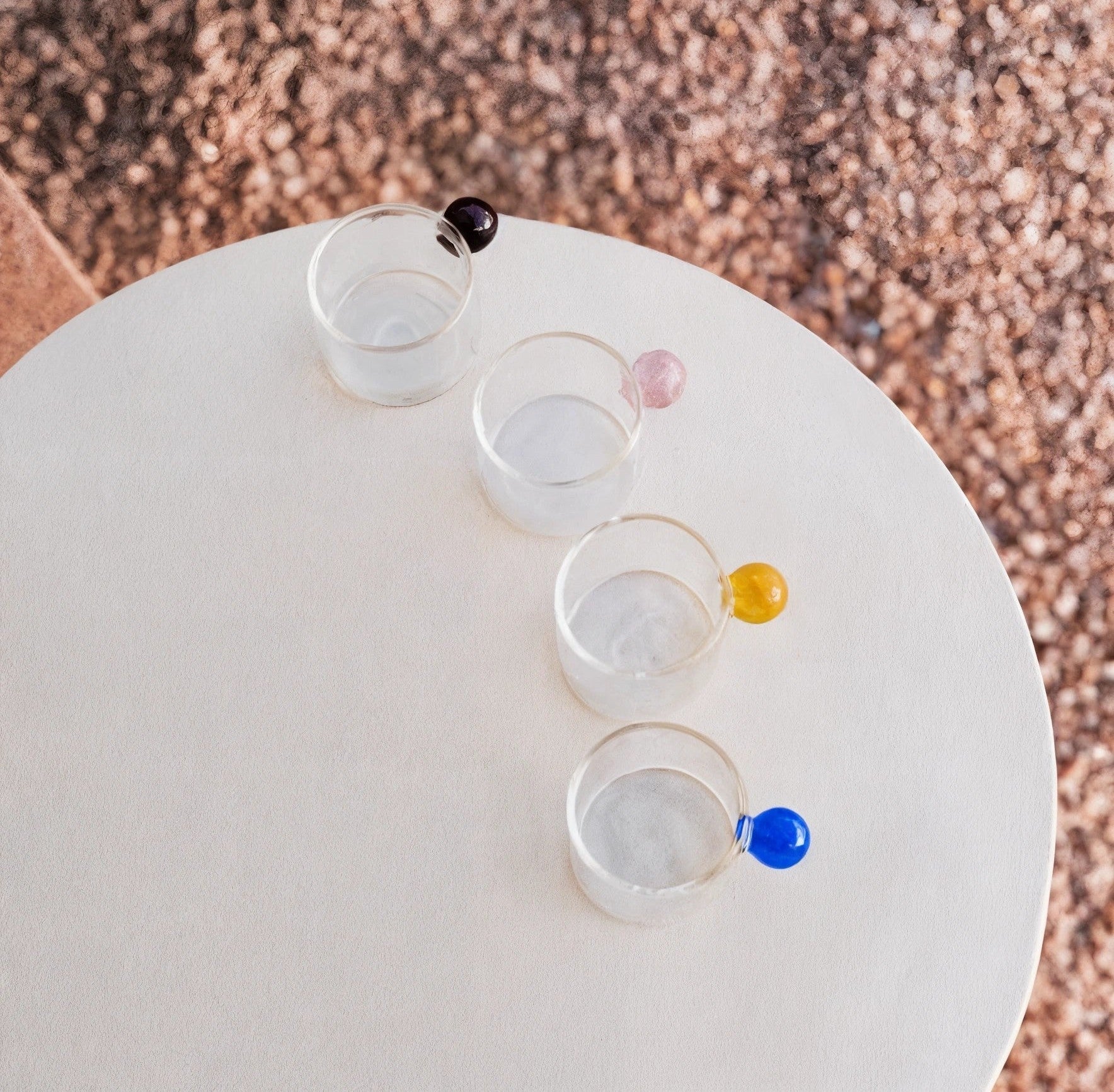 Biniali | Drinking Glass with Minimalist Design & Ergonomic Handle for Elegant Beverages 2