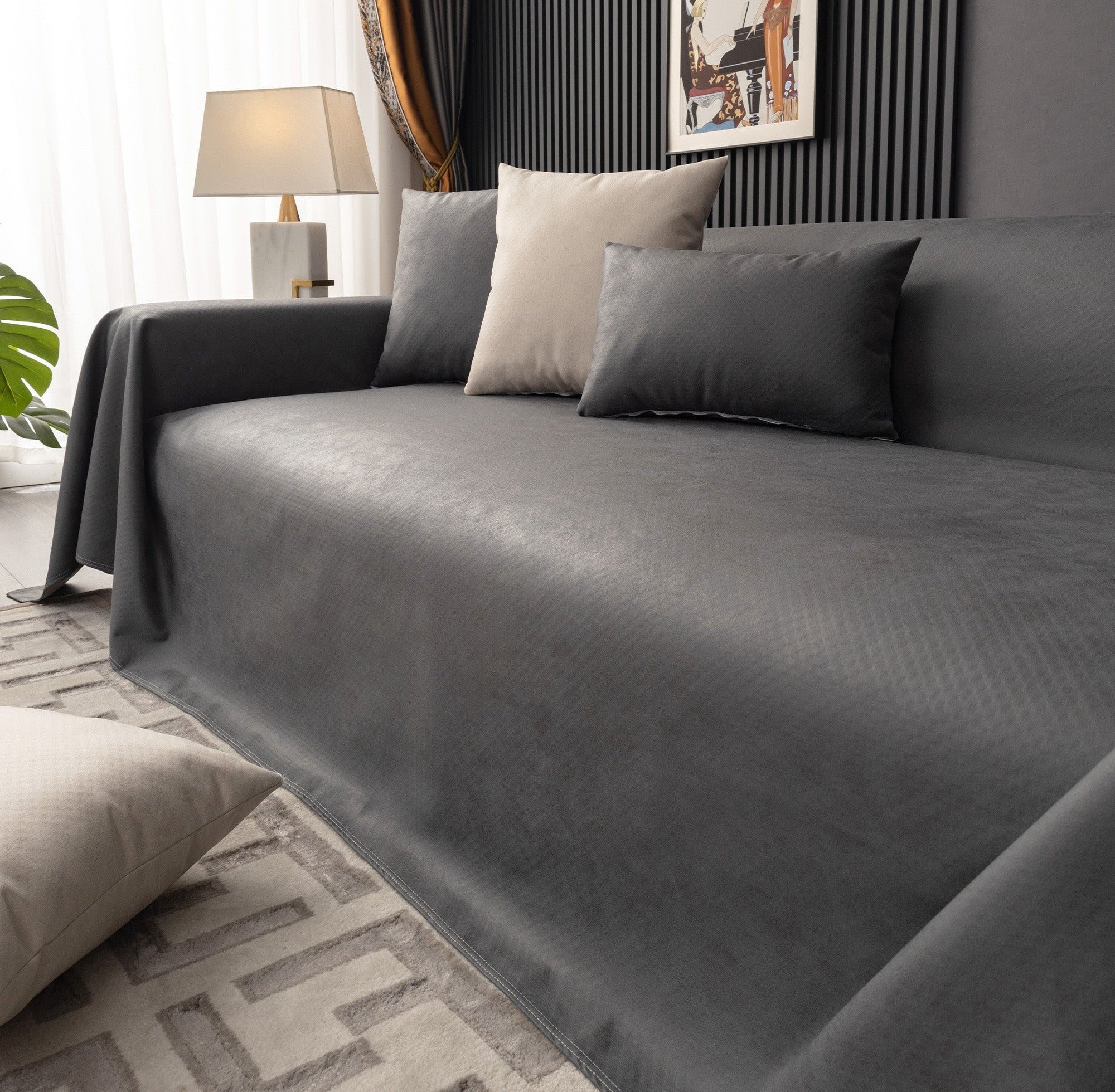 Waterproof, scratch-resistant, and non-slip sofa cover for pet owners 6