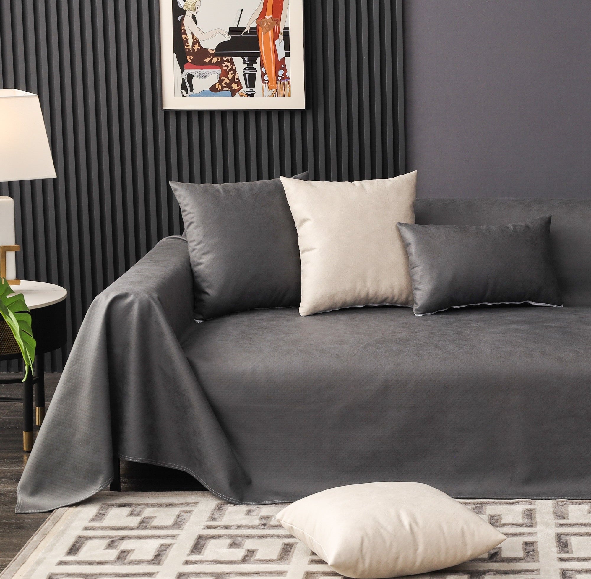 Waterproof, scratch-resistant, and non-slip sofa cover for pet owners 7